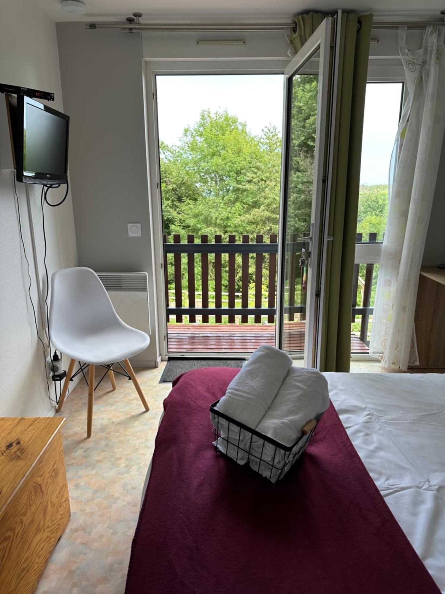 Du Cote De Chez Sam Hotel Andelaroche Eksteriør billede